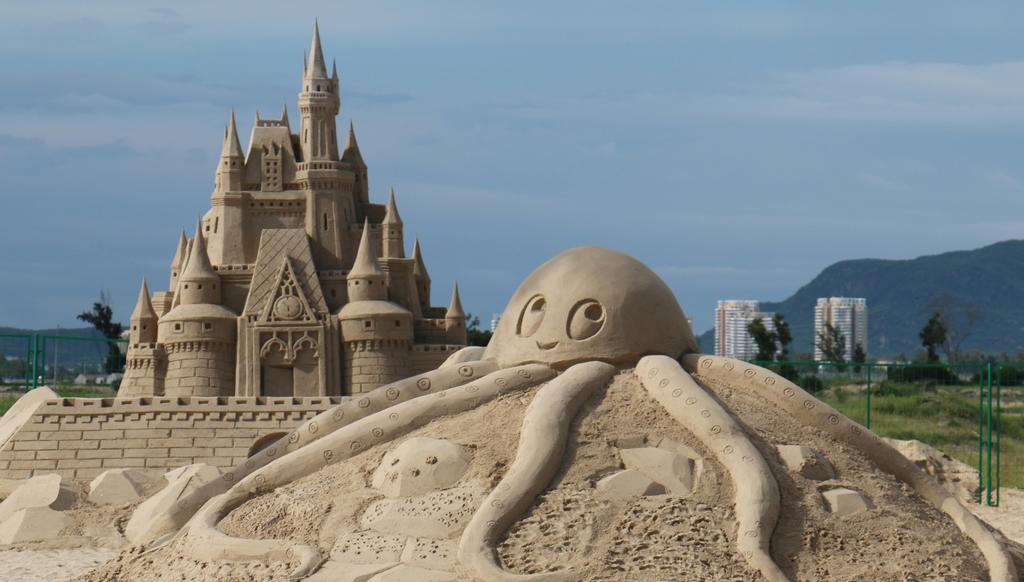 Wyndham Grand Plaza Royale Hainan Longmu Bay Ledong Exteriör bild