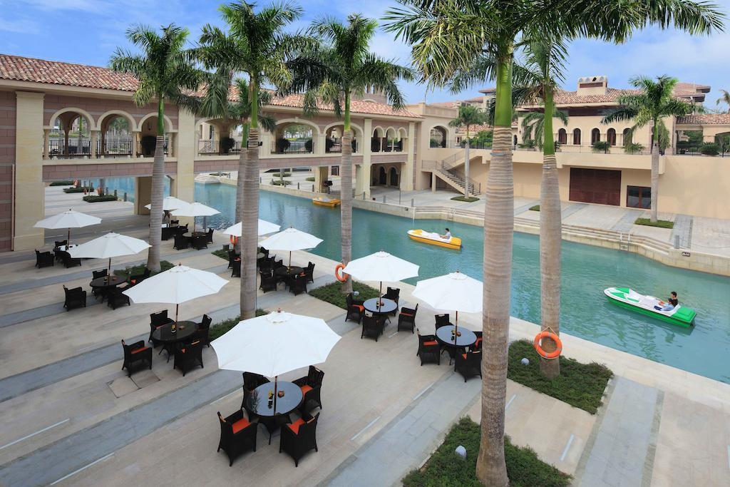 Wyndham Grand Plaza Royale Hainan Longmu Bay Ledong Exteriör bild