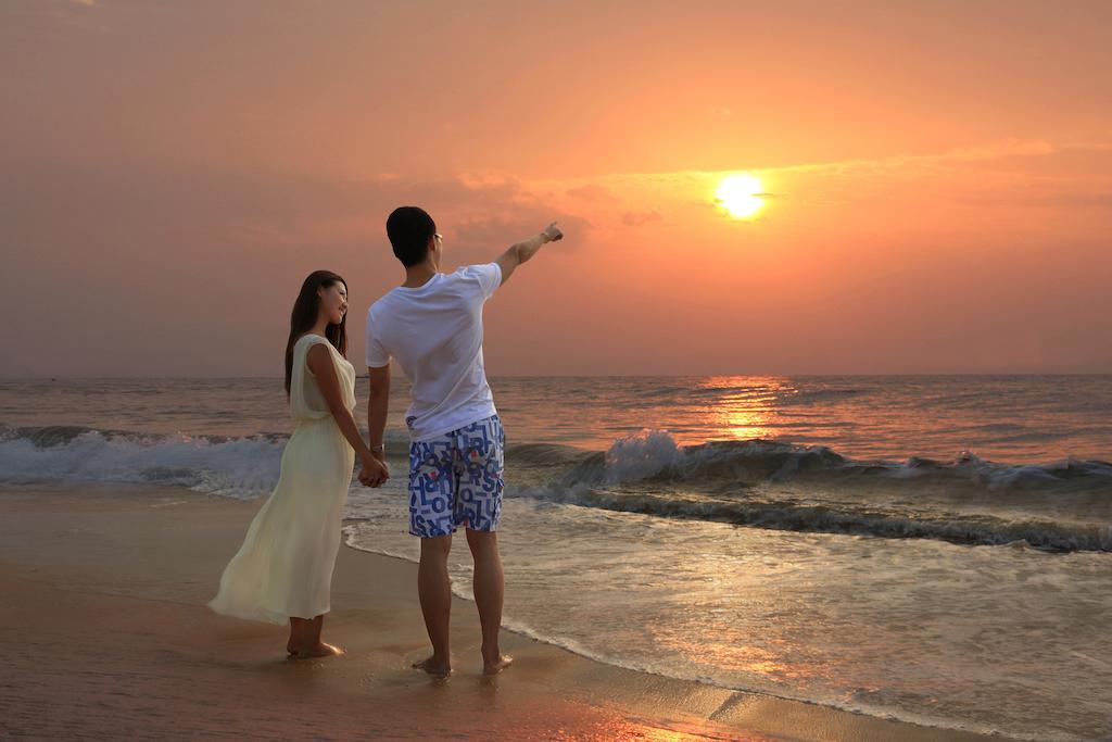 Wyndham Grand Plaza Royale Hainan Longmu Bay Ledong Exteriör bild