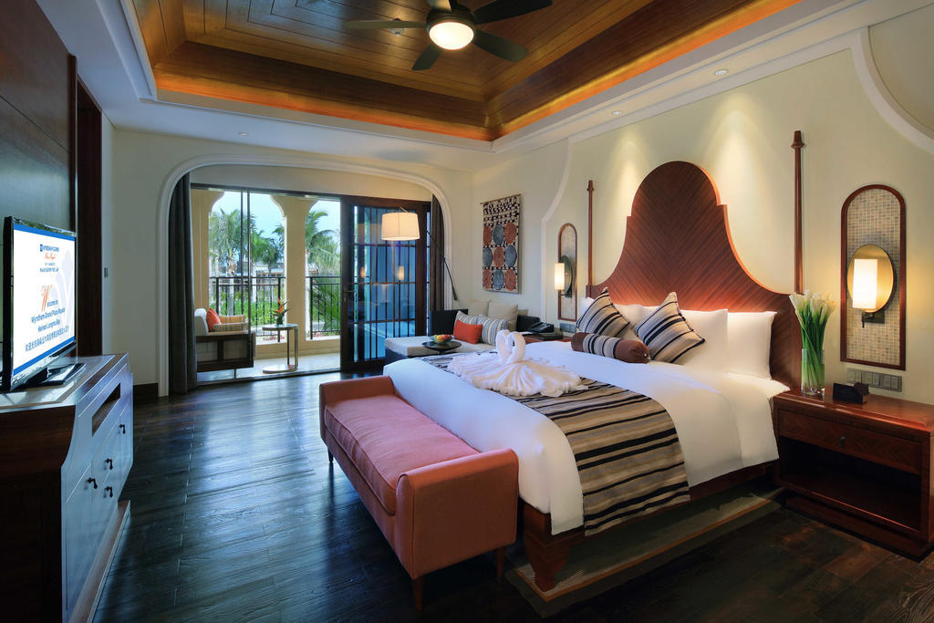 Wyndham Grand Plaza Royale Hainan Longmu Bay Ledong Exteriör bild